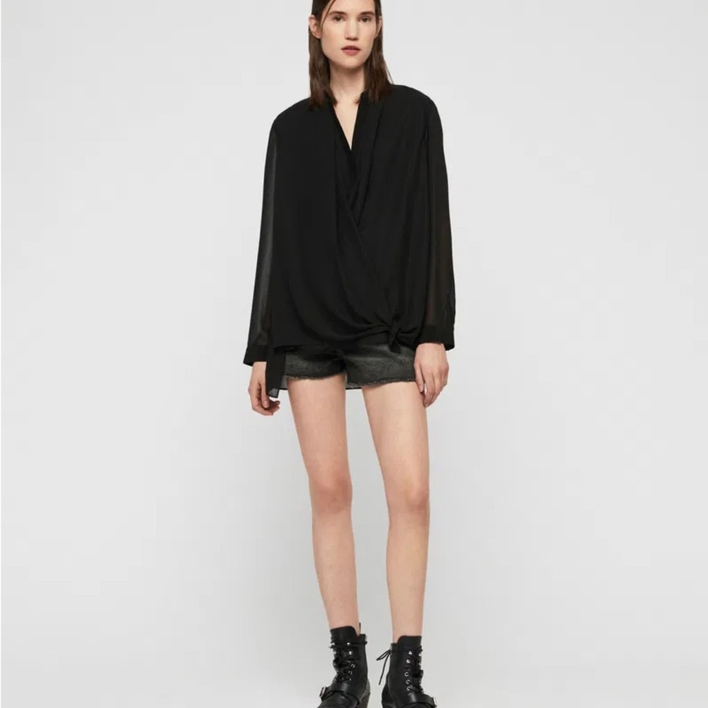 ✨HP✨ All Saints Top